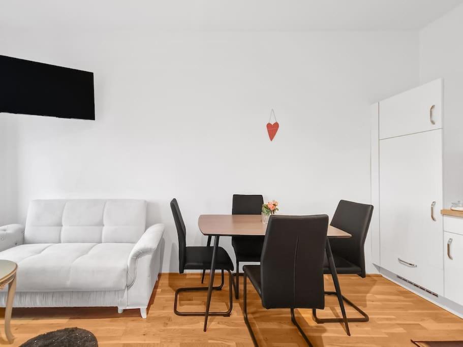 Tabor Strasse Apartment Вена Экстерьер фото